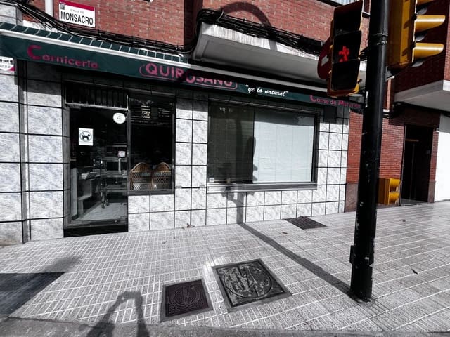 Commercial for sale in Centro Urbano, Gijón - € 110,000 (Ref: 9254599)