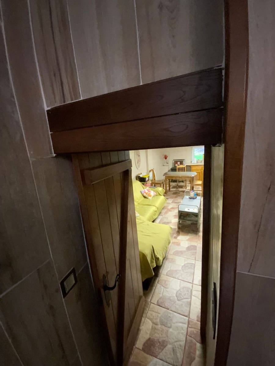 3 sypialnia Finka/Dom wiejski na sprzedaż w Coana z garażem - 149 000 € (Ref: 9254600)