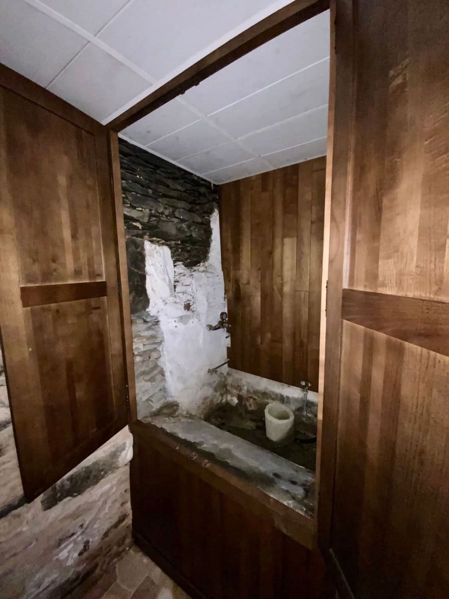 3 sypialnia Finka/Dom wiejski na sprzedaż w Coana z garażem - 149 000 € (Ref: 9254600)