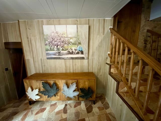 3 sypialnia Finka/Dom wiejski na sprzedaż w Coaña z garażem - 149 000 € (Ref: 9254600)