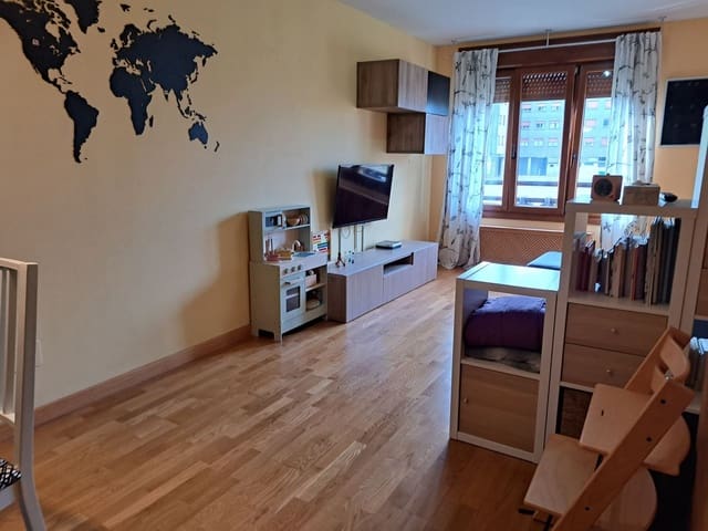 2 chambre Appartement à vendre à Centro Urbano, Gijón avec garage - 239 000 € (Ref: 9269028)