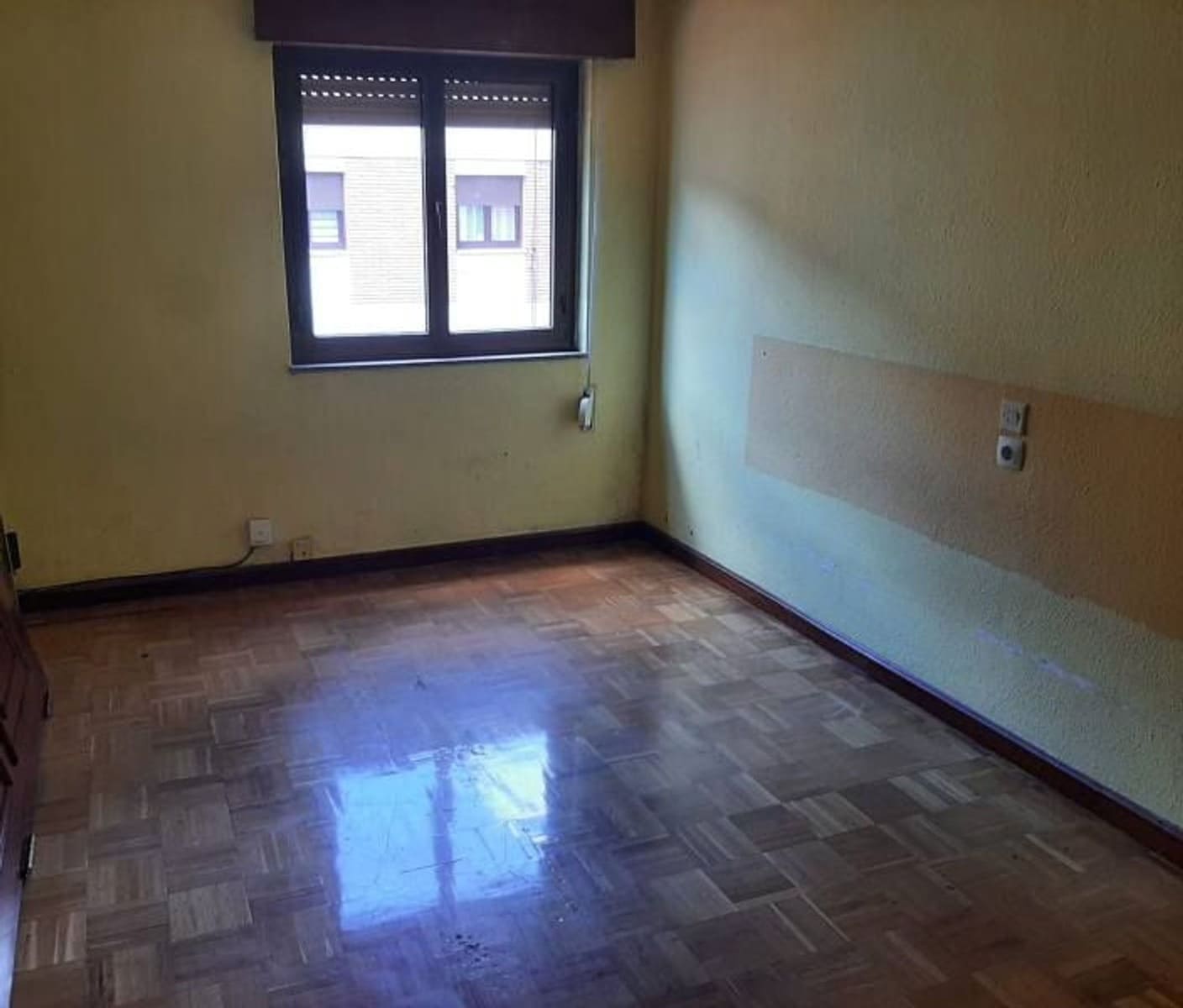 2 soverom Leilighet til salgs i Oviedo med garasje - € 80 000 (Ref: 9269029)