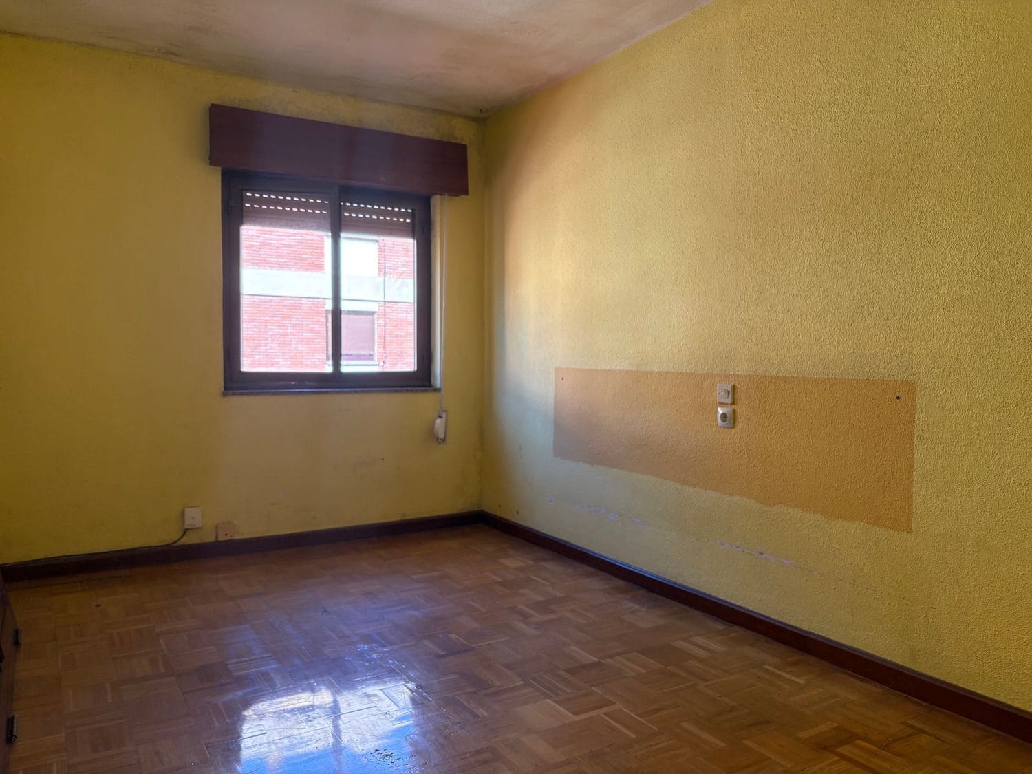 2 soverom Leilighet til salgs i Oviedo med garasje - € 80 000 (Ref: 9269029)