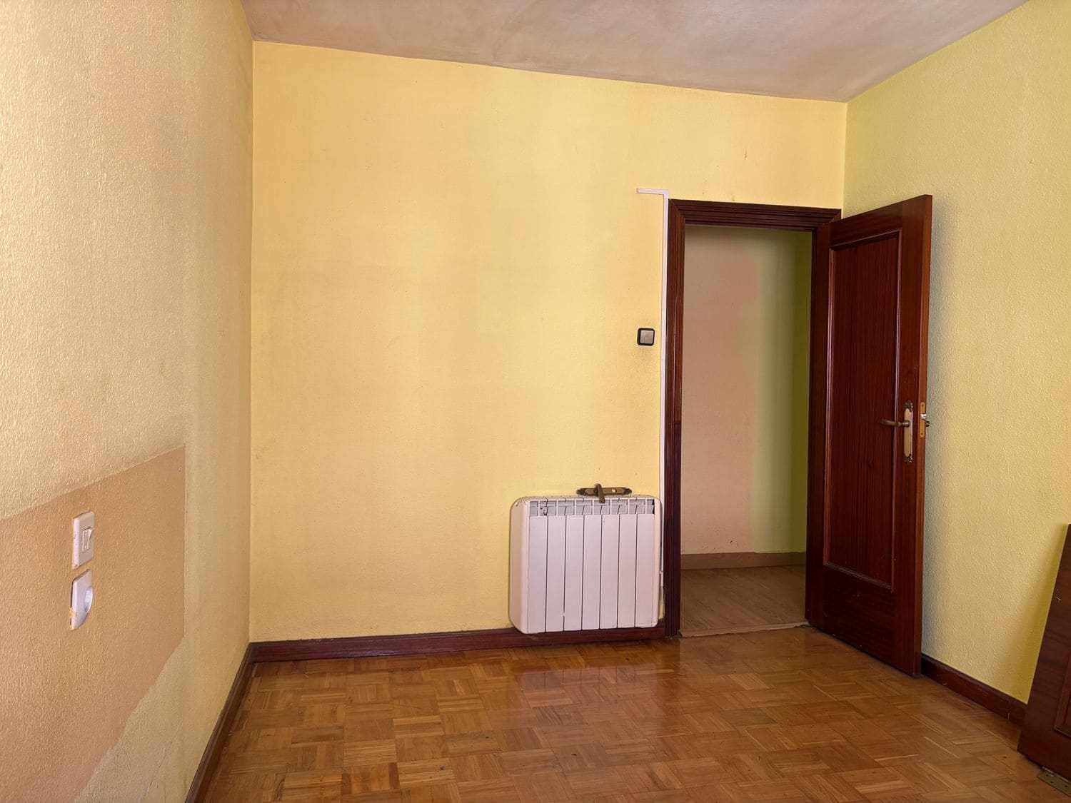 2 soverom Leilighet til salgs i Oviedo med garasje - € 80 000 (Ref: 9269029)