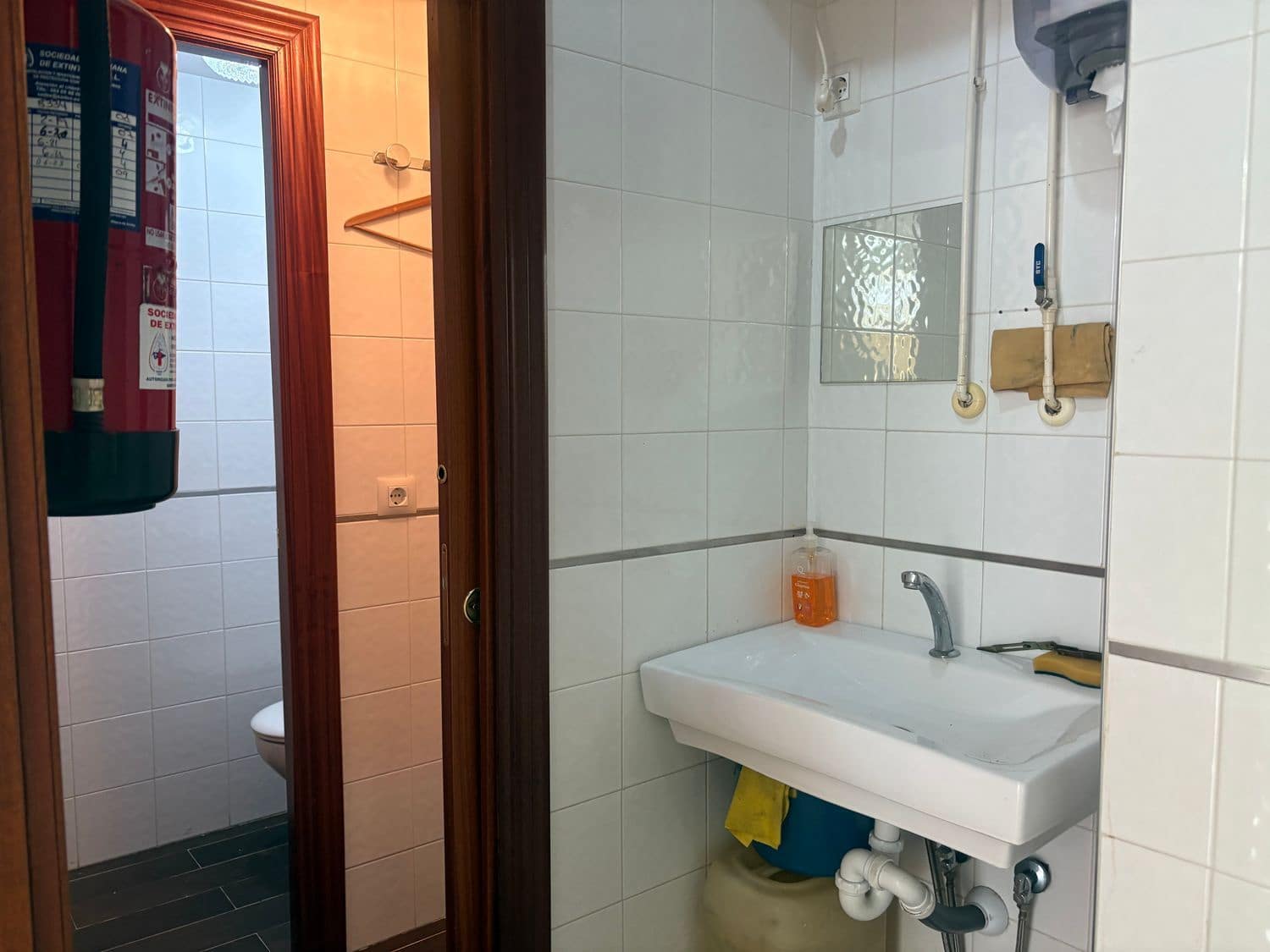 Business for rent in Gijon - € 450 (Ref: 9269031)