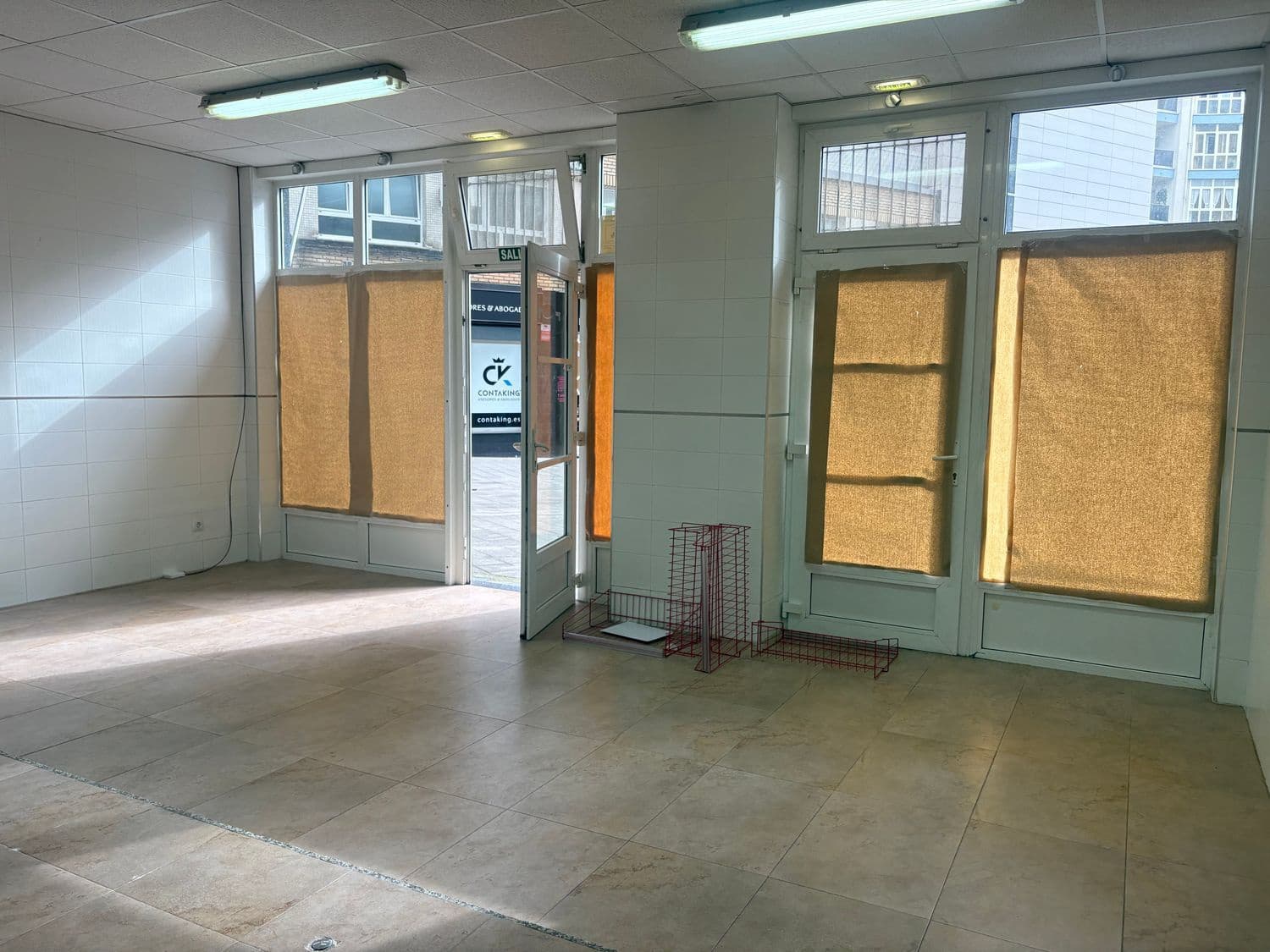 Business for rent in Gijon - € 450 (Ref: 9269031)