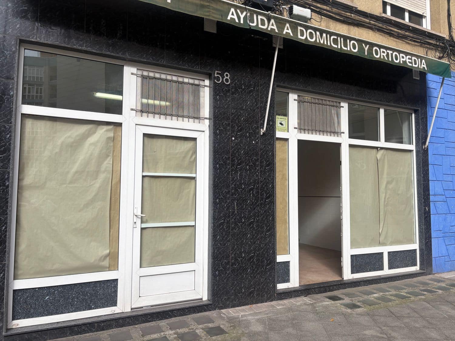 Business for rent in Gijon - € 450 (Ref: 9269031)