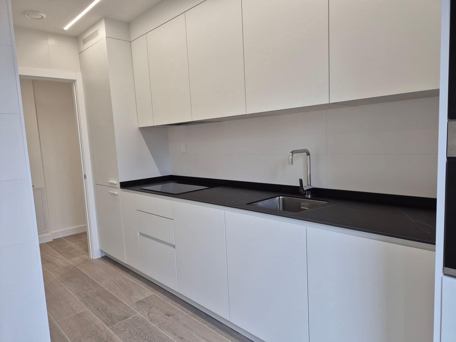 2 soverom Leilighet til salgs i Gijon med garasje - € 369 000 (Ref: 9272031)