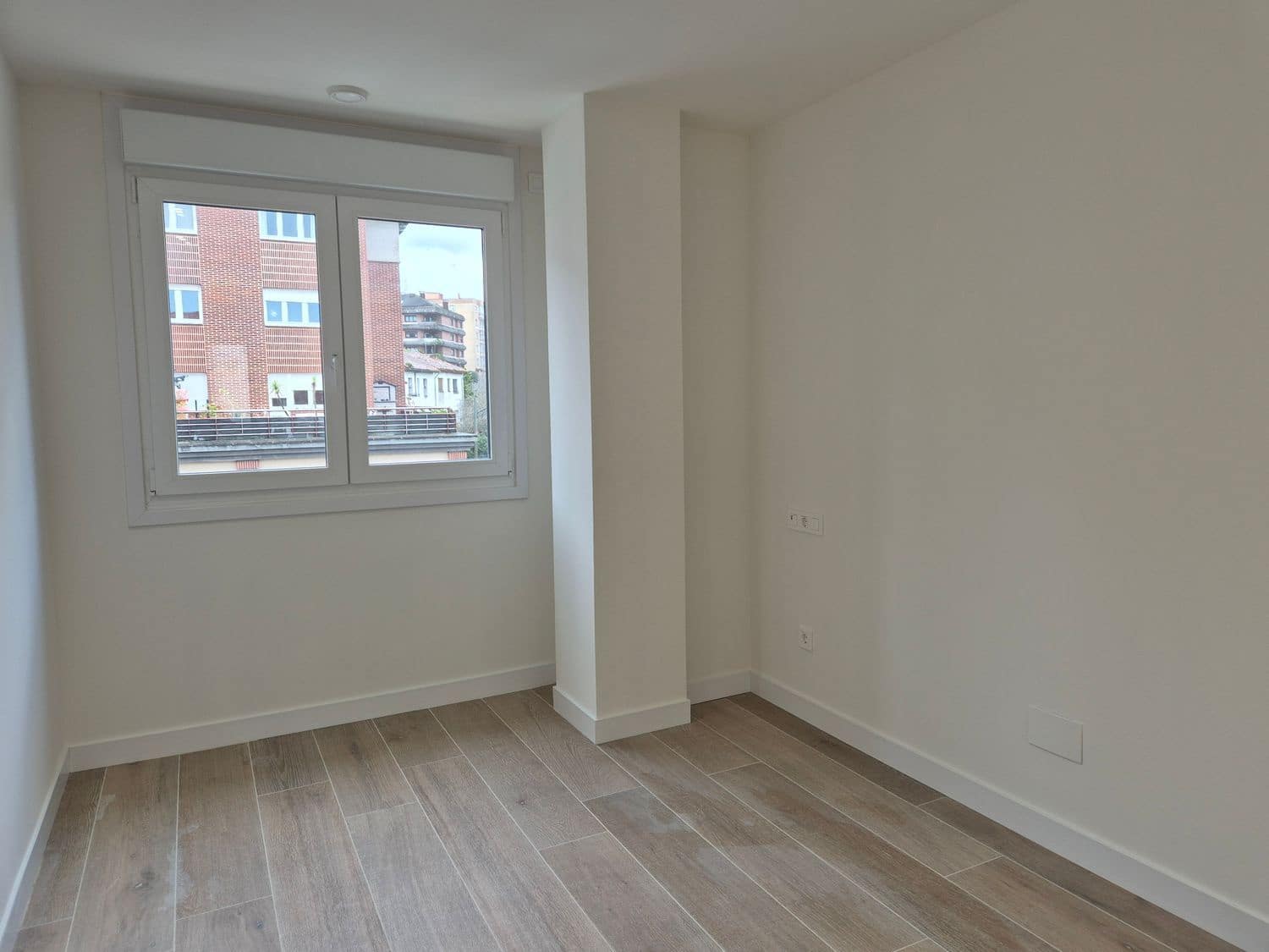 2 soverom Leilighet til salgs i Gijon med garasje - € 369 000 (Ref: 9272031)