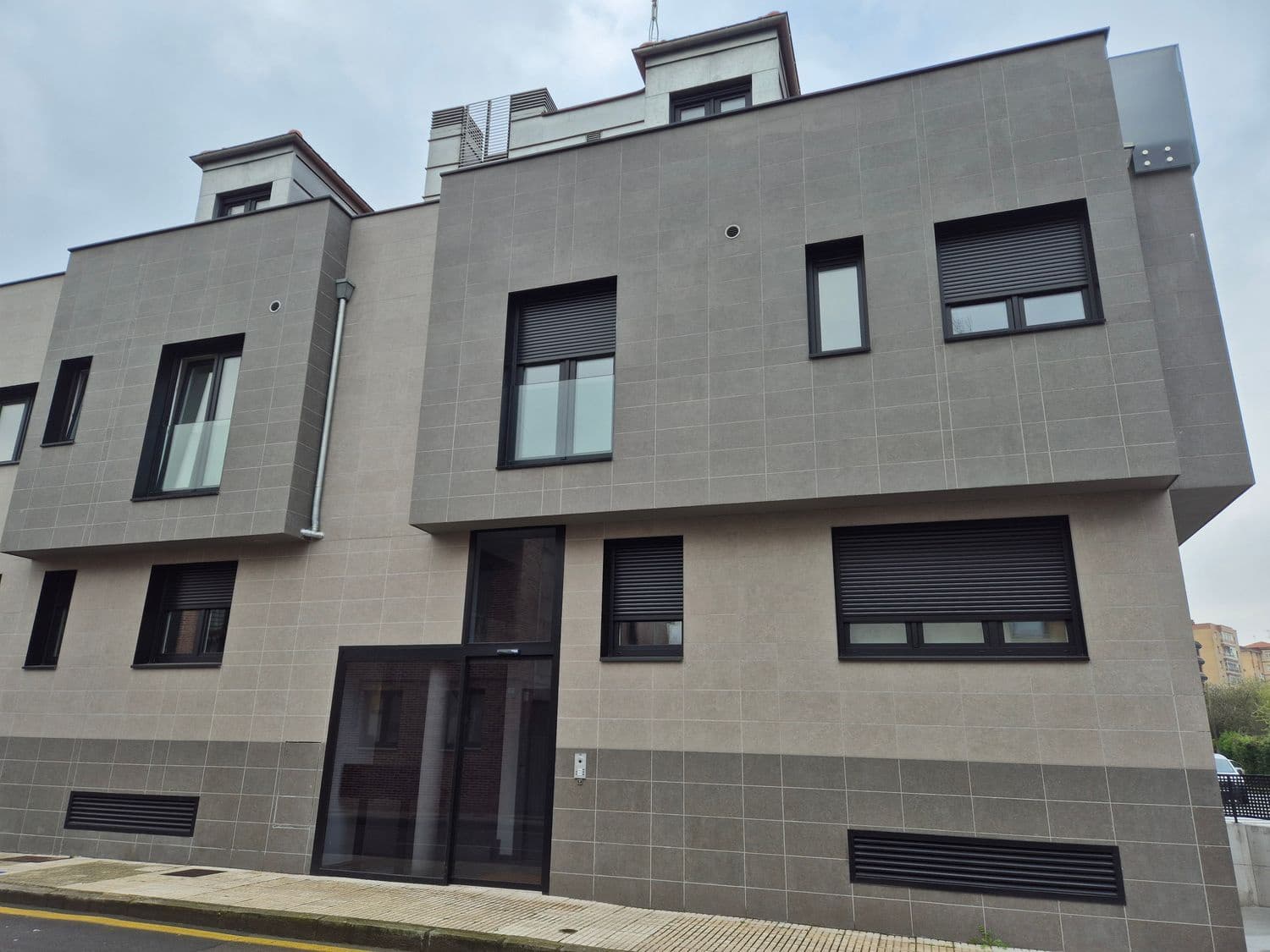 2 soverom Leilighet til salgs i Gijon med garasje - € 369 000 (Ref: 9272031)