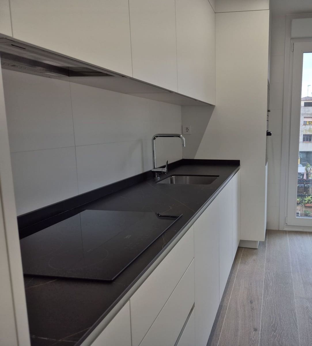 2 soverom Leilighet til salgs i Gijon med garasje - € 369 000 (Ref: 9272031)