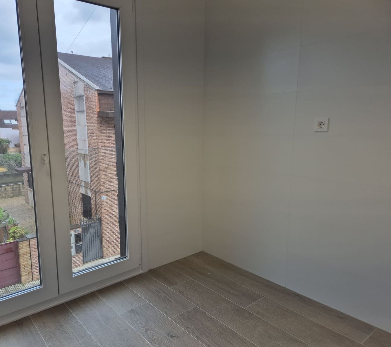 2 soverom Leilighet til salgs i Gijon med garasje - € 369 000 (Ref: 9272031)