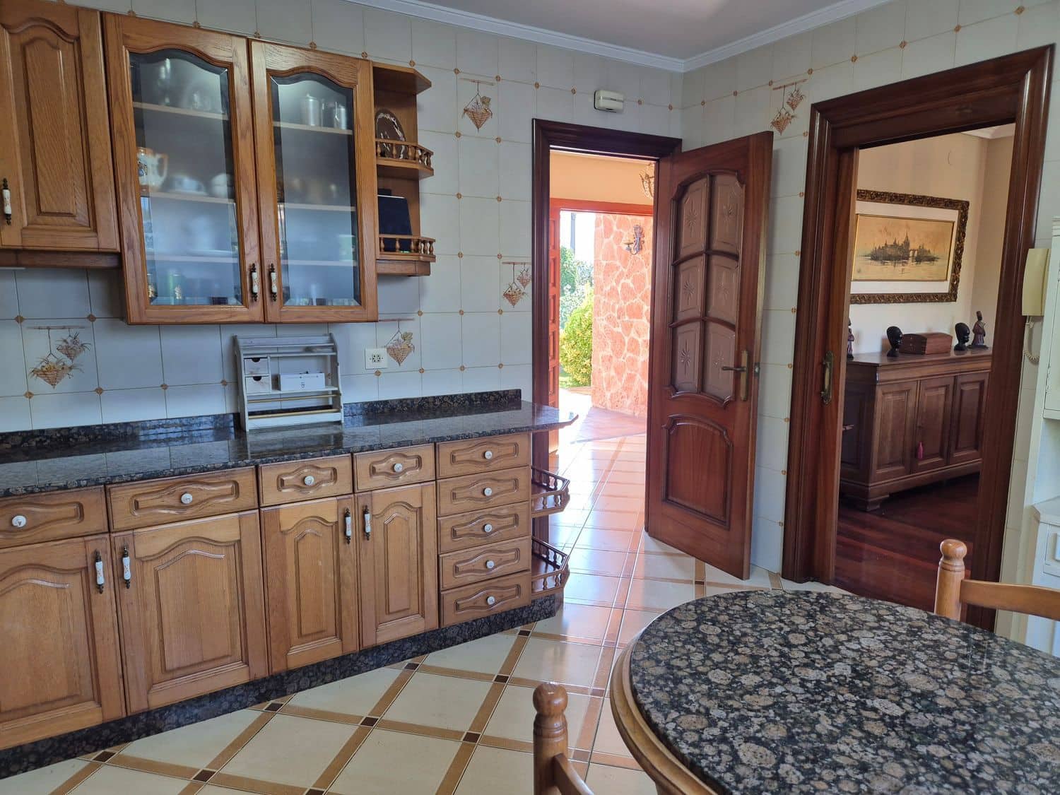 5 soveværelse Villa til salg i Gijon med swimmingpool garage - € 720.000 (Ref: 9280716)