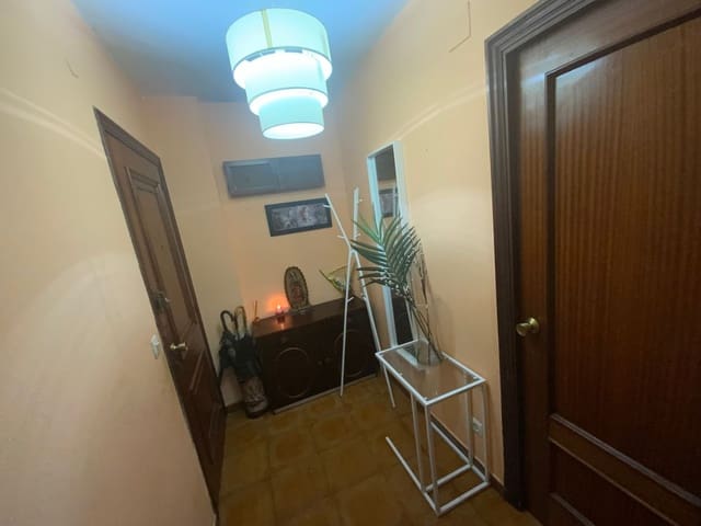 3 slaapkamer Appartement te koop in Luarca, Valdés met garage - € 140.000 (Ref: 9294916)