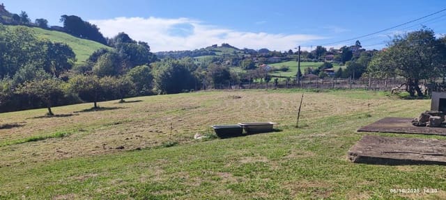 Mark till salu i Gijón - 89 900 € (Ref: 9302956)