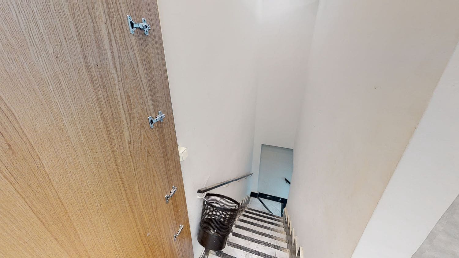 Commercieel te huur in Madrid stad - € 1.400 (Ref: 9304862)