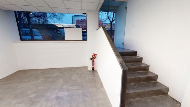 Commercieel te huur in Vallehermoso, Madrid stad - € 1.400 (Ref: 9304862)