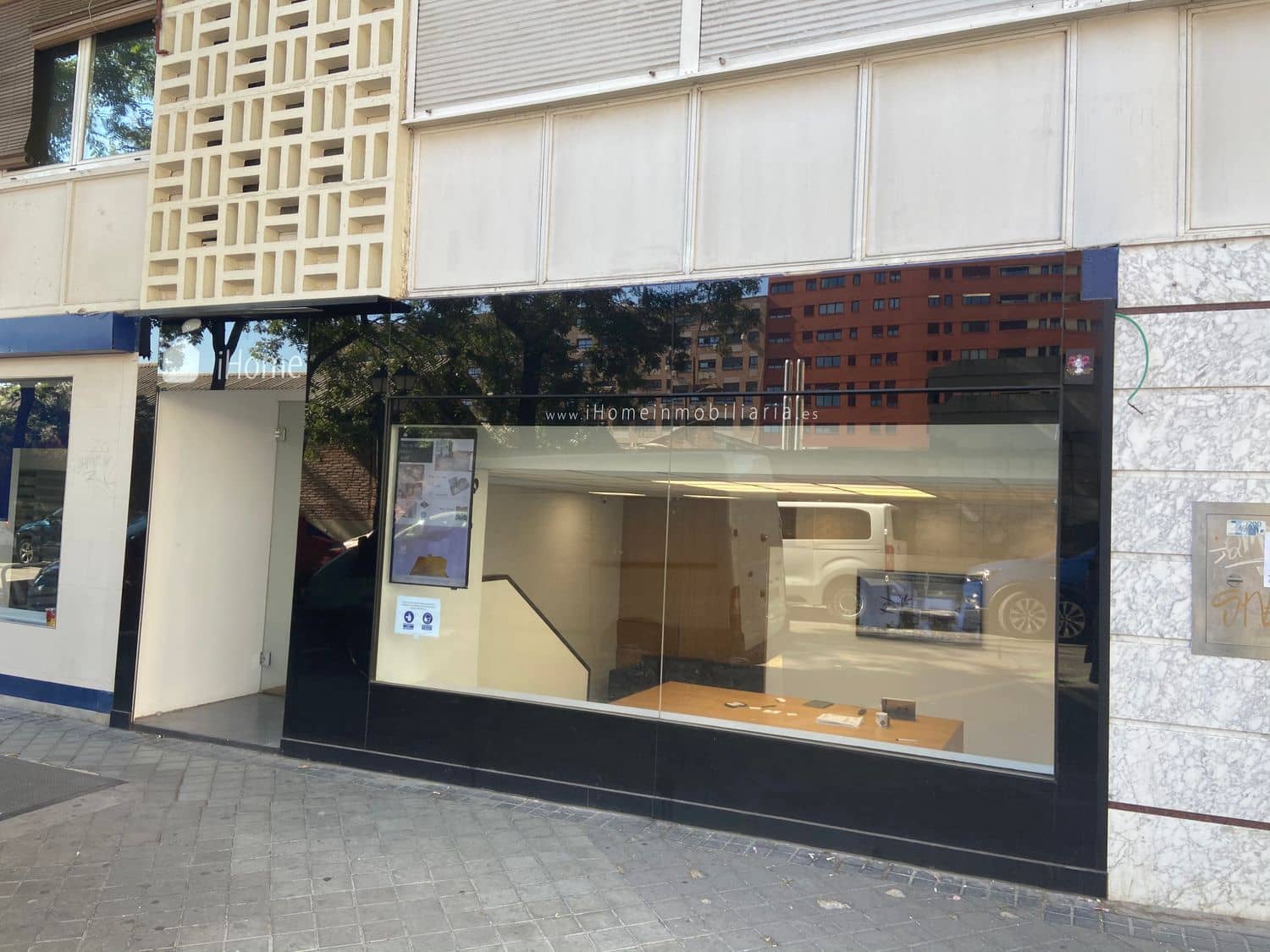 Commercieel te huur in Madrid stad - € 1.400 (Ref: 9304862)