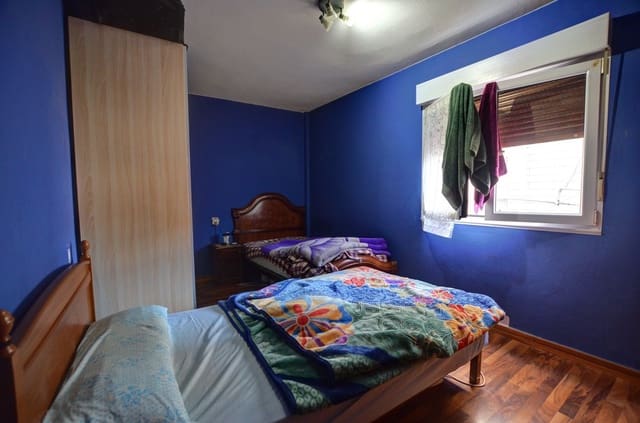 3 chambre Appartement à vendre à Centro Urbano, Gijón avec garage - 120 000 € (Ref: 9310256)