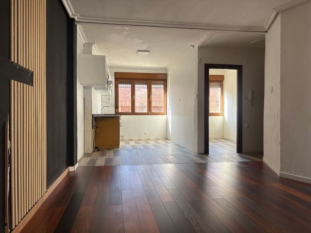 3 chambre Appartement à vendre à Centro Urbano, Gijón avec garage - 122 000 € (Ref: 9312221)