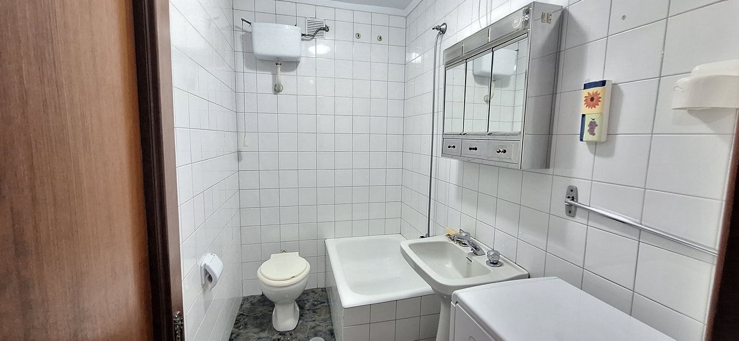 3 bedroom Apartment for sale in Gijon with garage - € 350,000 (Ref: 9317093)