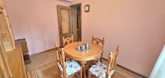 3 soveværelse Lejlighed til salg i Centro Urbano, Gijón med garage - € 350.000 (Ref: 9317093)