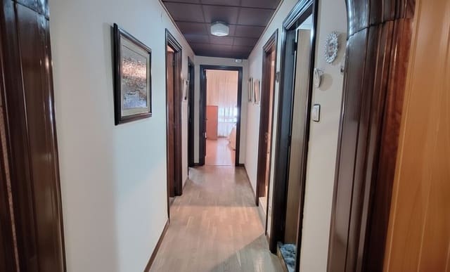 3 soveværelse Lejlighed til salg i Centro Urbano, Gijón med garage - € 350.000 (Ref: 9317093)