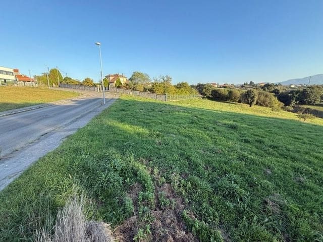 Mark till salu i Avilés - 400 000 € (Ref: 9317094)