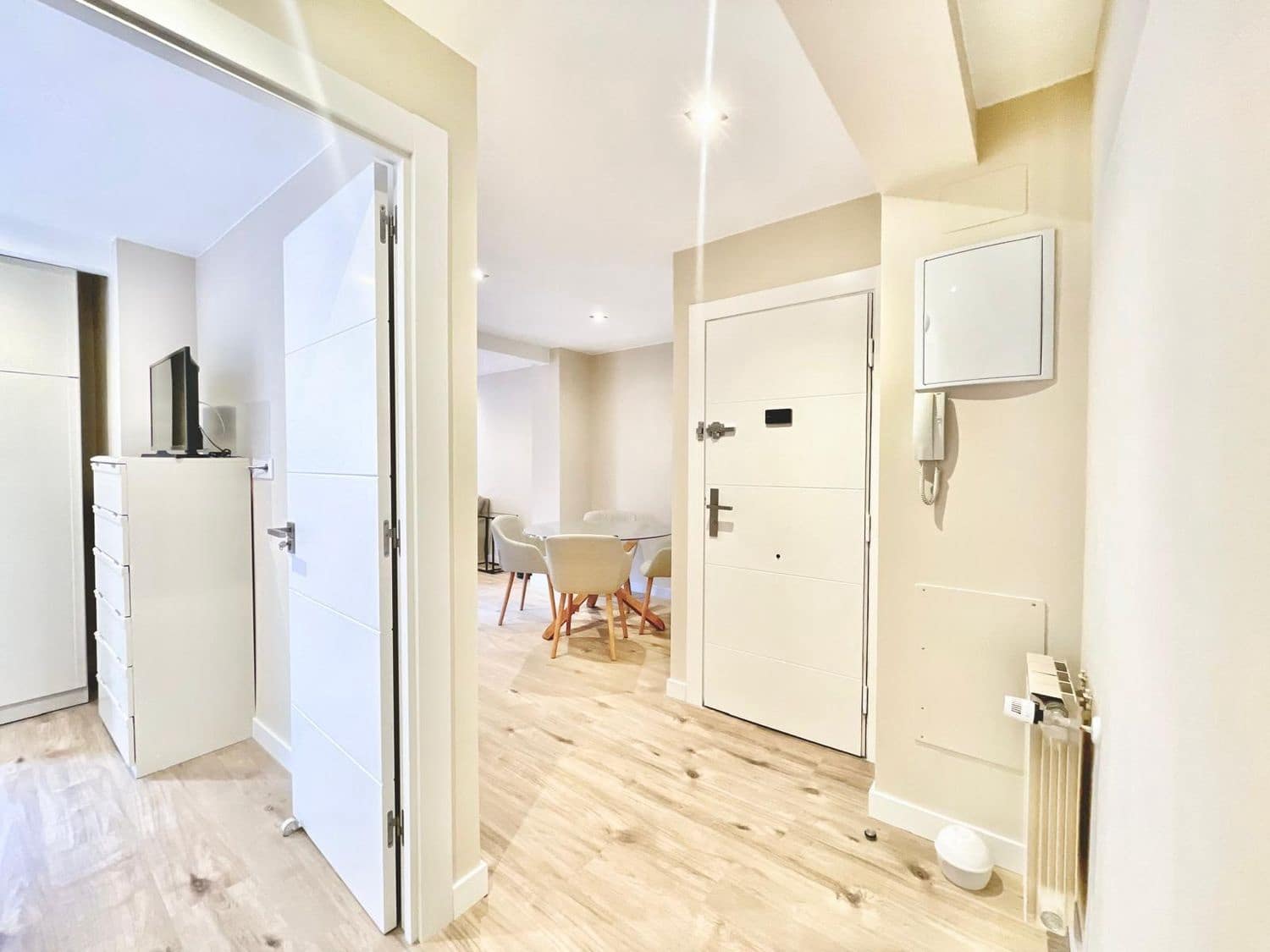 3 bedroom Apartment for rent in Gijon with garage - € 975 (Ref: 9321515)