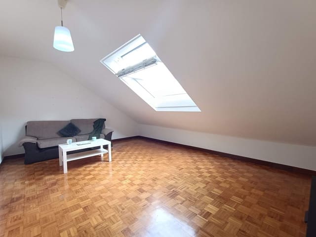 1 chambre Appartement à vendre à Centro Urbano, Oviedo avec garage - 135 900 € (Ref: 9321517)