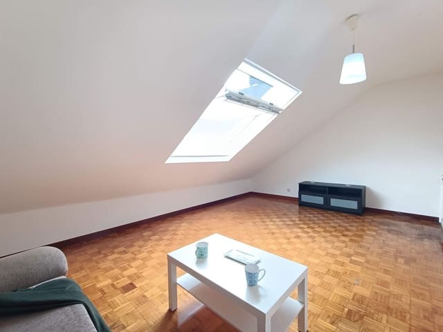 1 chambre Appartement à vendre à Centro Urbano, Oviedo avec garage - 135 900 € (Ref: 9321517)