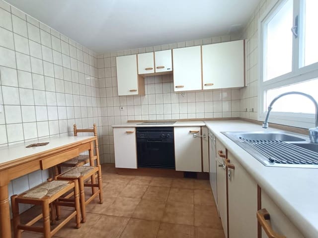 1 chambre Appartement à vendre à Centro Urbano, Oviedo avec garage - 135 900 € (Ref: 9321517)