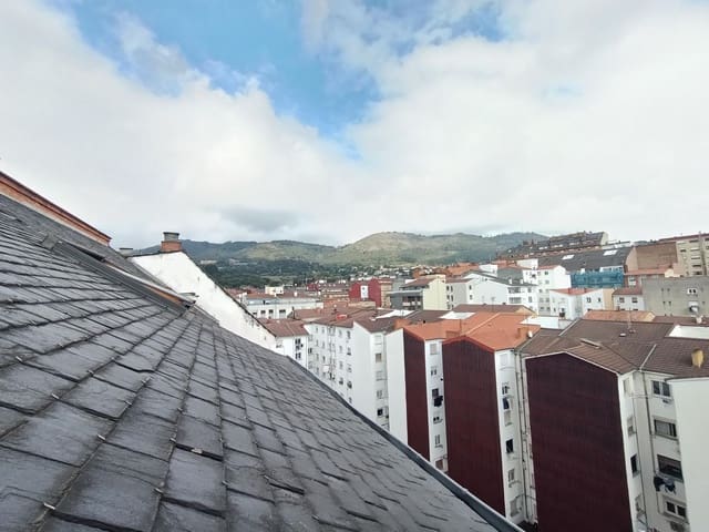 1 chambre Appartement à vendre à Centro Urbano, Oviedo avec garage - 135 900 € (Ref: 9321517)