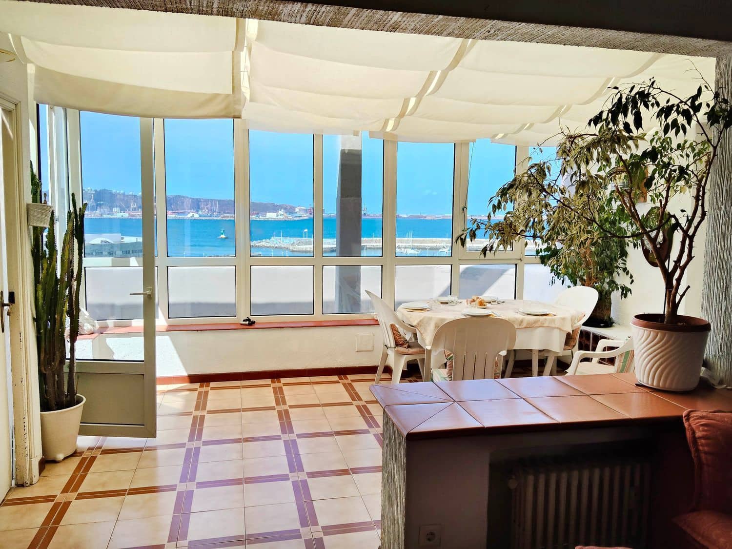 3 soveværelse Lejlighed til salg i Gijon med garage - € 750.000 (Ref: 9321518)