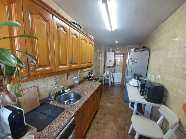 3 soverom Leilighet til salgs i Centro Urbano, Gijón med garasje - € 264 900 (Ref: 9321520)