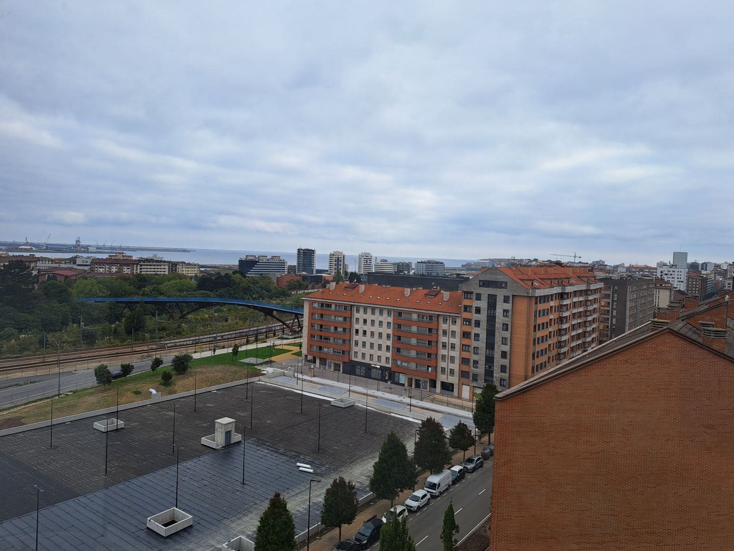 3 slaapkamer Appartement te koop in Gijon met garage - € 264.900 (Ref: 9321520)