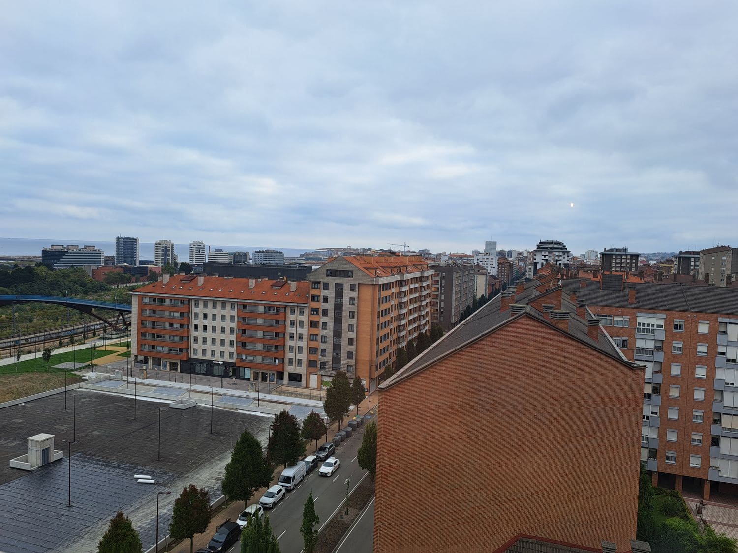 3 slaapkamer Appartement te koop in Gijon met garage - € 264.900 (Ref: 9321520)