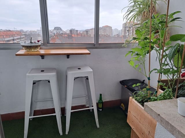 3 soverom Leilighet til salgs i Centro Urbano, Gijón med garasje - € 264 900 (Ref: 9321520)