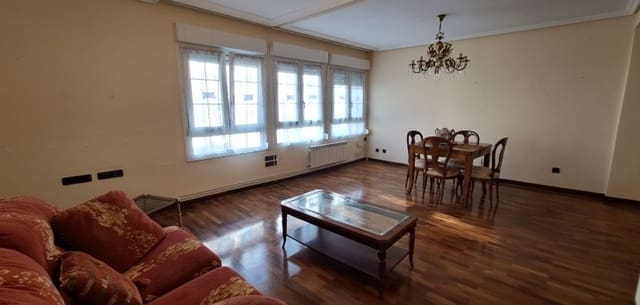 2 soverom Leilighet til salgs i Centro Urbano, Gijón med garasje - € 255 000 (Ref: 9326003)