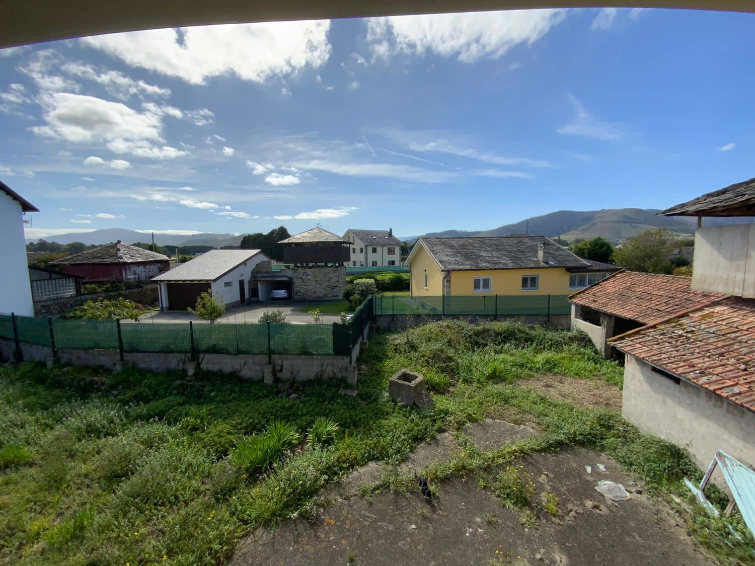 3 soveværelse Finca/Landehus til salg i Luarca med garage - € 250.000 (Ref: 9326009)