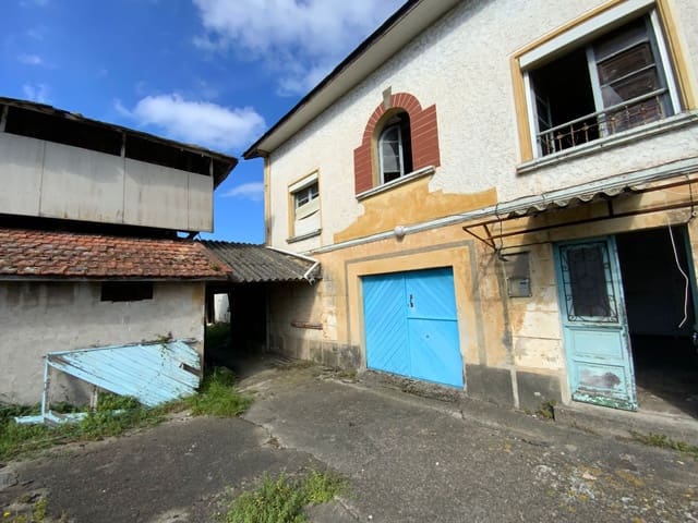 3 slaapkamer Finca/Landhuis te koop in Luarca, Valdés met garage - € 250.000 (Ref: 9326009)