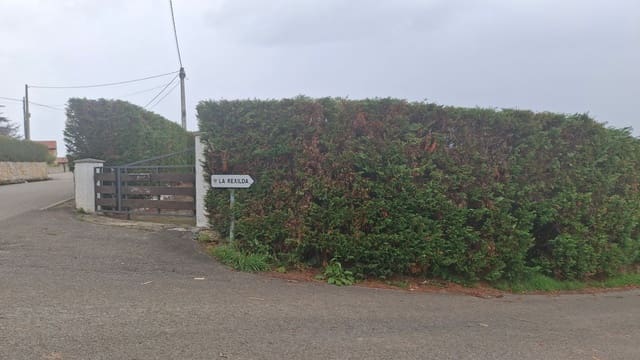 Ubebygd land til salgs i Villaviciosa - € 65 000 (Ref: 9335705)