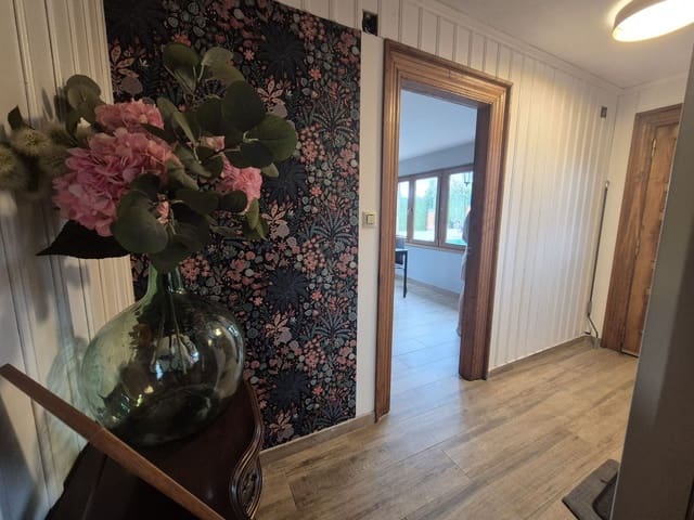 9 soveværelse Villa til salg i Gijón med garage - € 780.000 (Ref: 9335708)