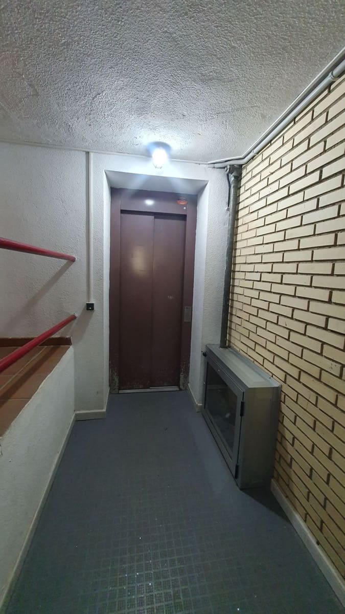 2 camera da letto Appartamento in vendita in Lena con garage - 75.000 € (Rif: 9340457)