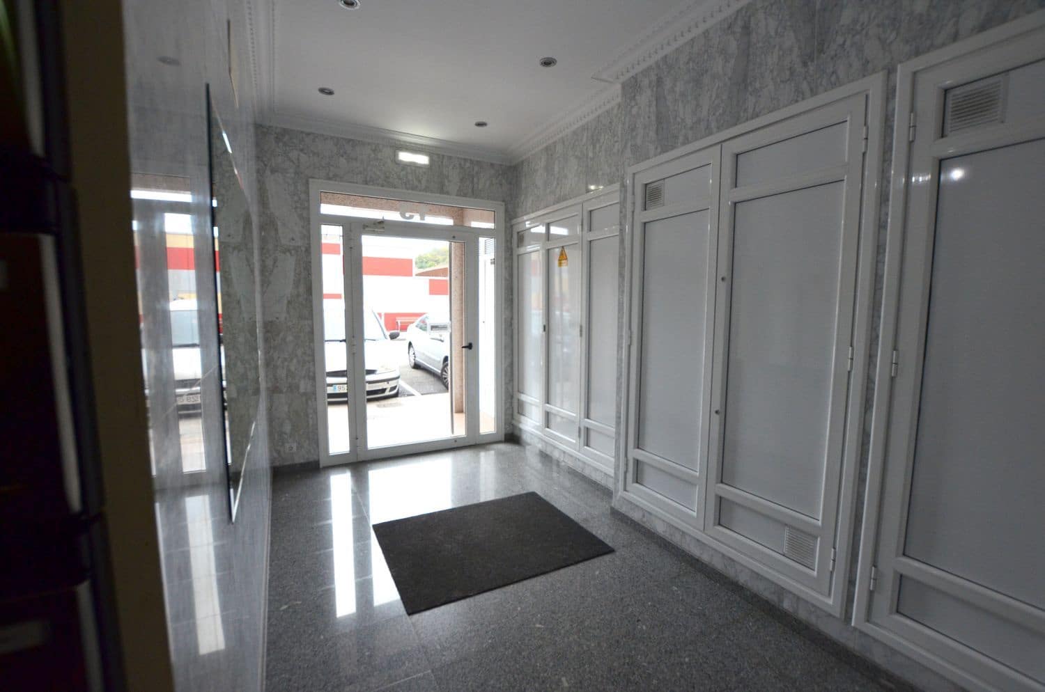 3 soverom Leilighet til salgs i Mieres med garasje - € 119 000 (Ref: 9371274)