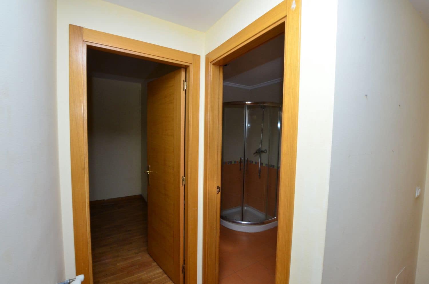 3 soverom Leilighet til salgs i Mieres med garasje - € 119 000 (Ref: 9371274)