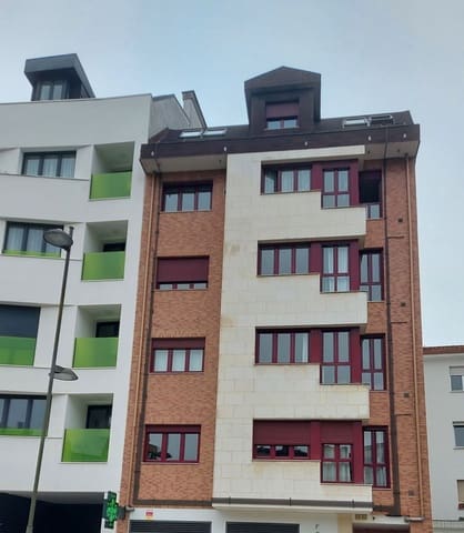 2 slaapkamer Appartement te koop in Centro Urbano, Oviedo met garage - € 240.000 (Ref: 9371275)