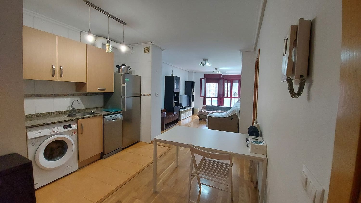 2 slaapkamer Appartement te koop in Oviedo met garage - € 240.000 (Ref: 9371275)