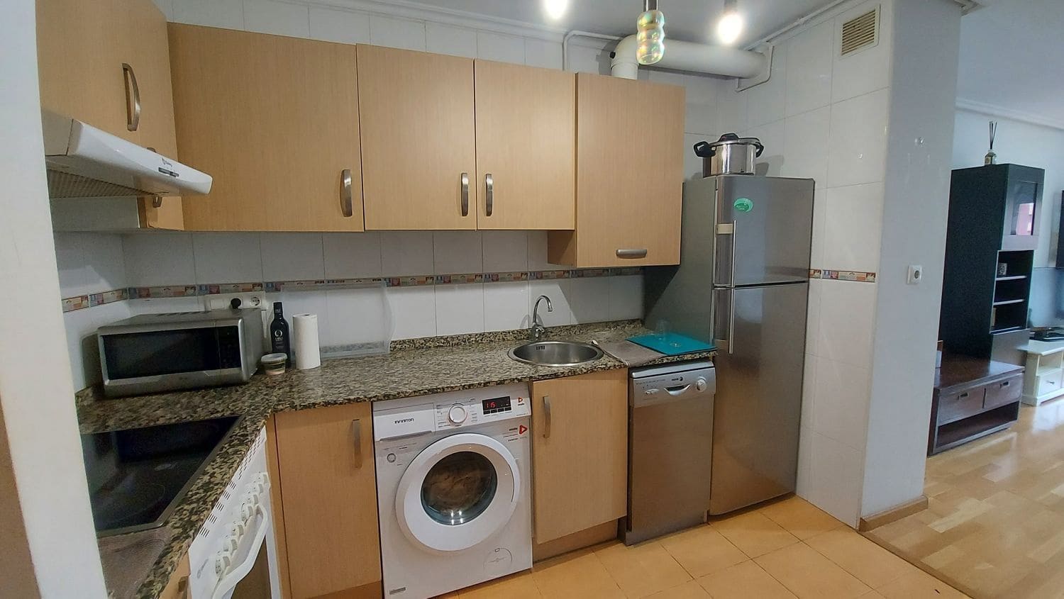 2 slaapkamer Appartement te koop in Oviedo met garage - € 240.000 (Ref: 9371275)