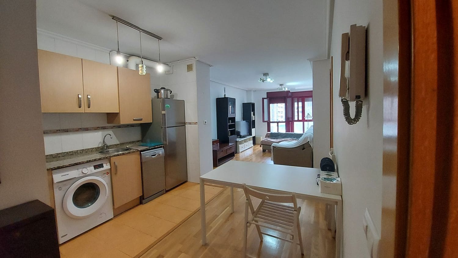 2 slaapkamer Appartement te koop in Oviedo met garage - € 240.000 (Ref: 9371275)